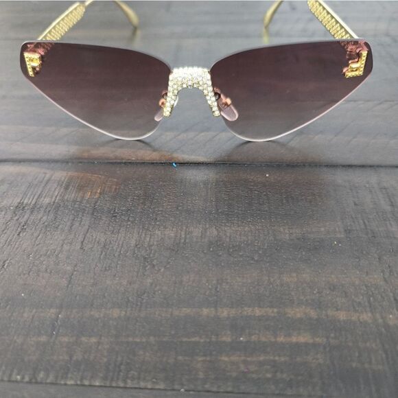 sunglasses beautiful NWT main image 4